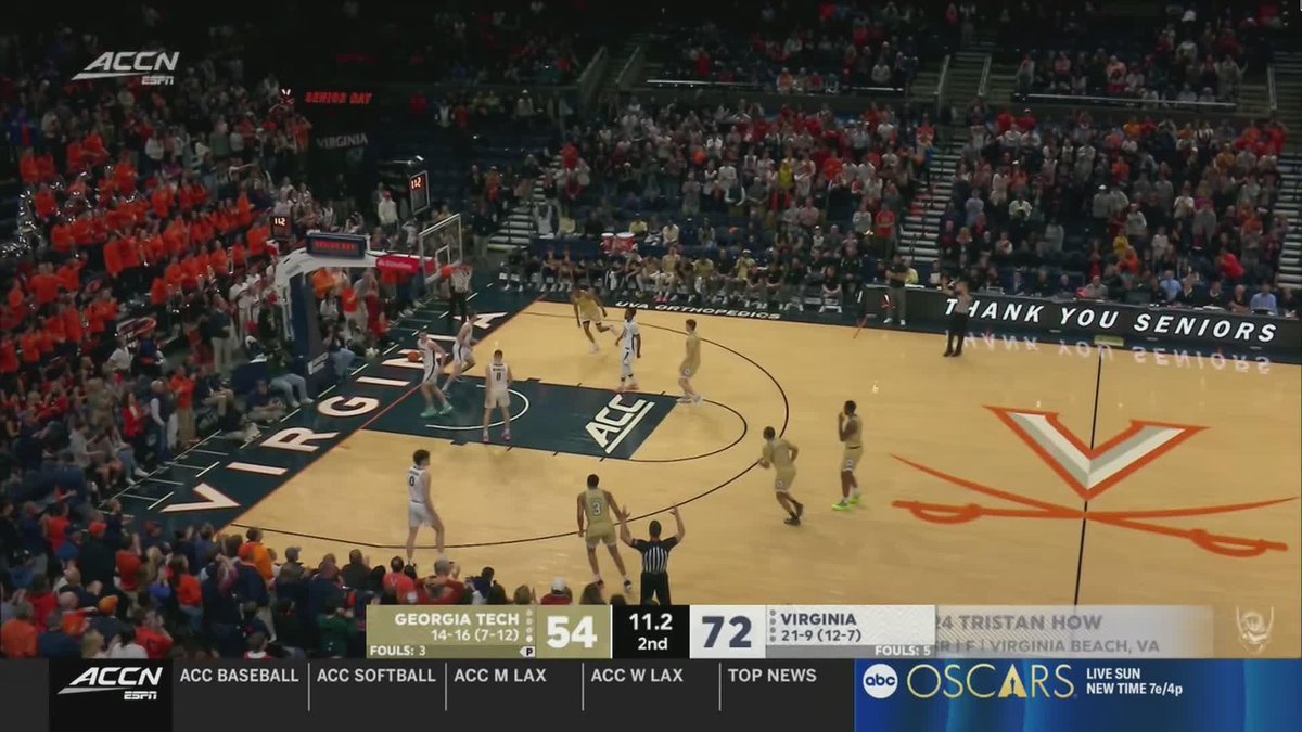 UVA senior walk-on Tristan How checks in for the final minute on senior night and drills a fadeaway jumper. College basketball is the best. Barstool UVA
