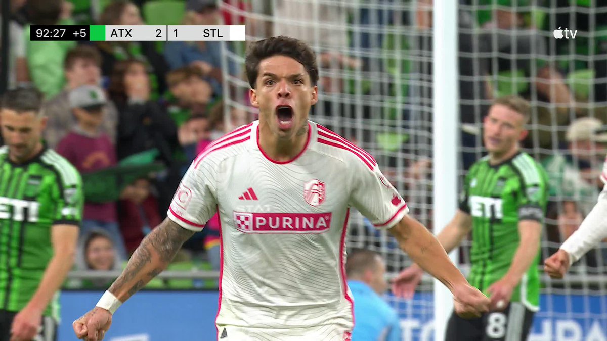 Stoppage time equalizer from Célio Pompeu! 🤯