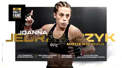 Joanna Queen. Joanna Champion. Joanna Hall of Famer! 🏆🇵🇱 @JoannaMMA takes her rightful place in the #UFCHOF, congrats to one of the very best ever!