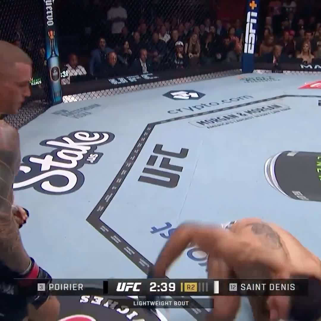 EL DIAMANTE‼️💎 The Diamond noquea! #UFC299