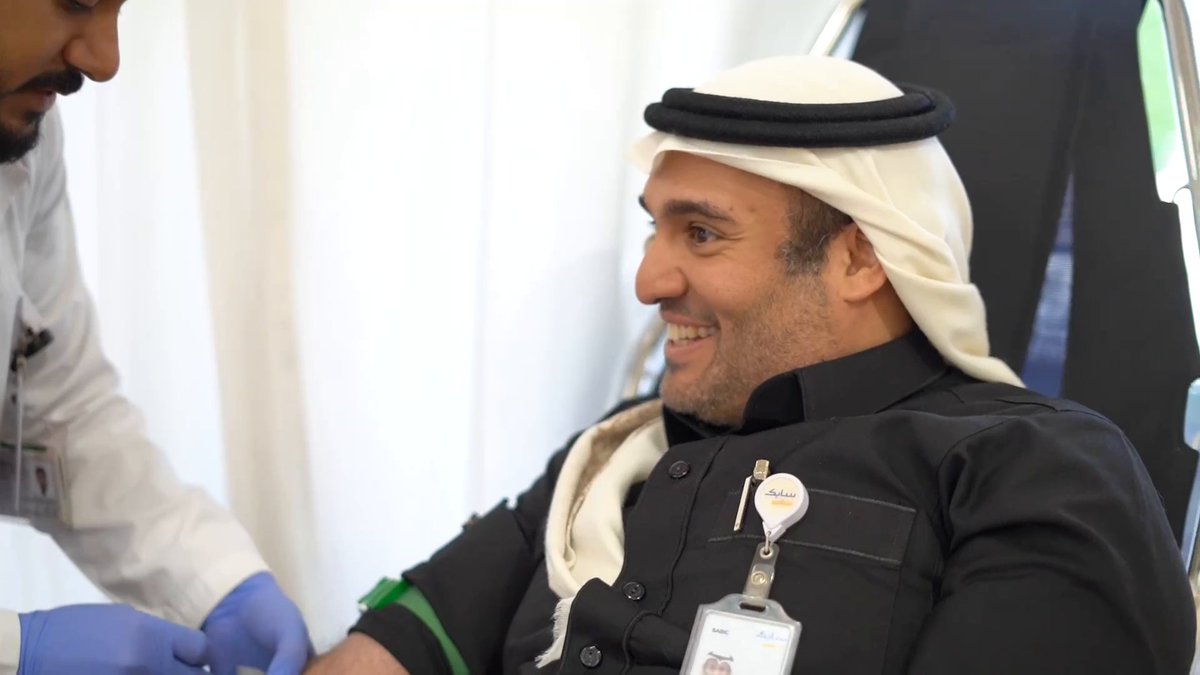 جمعية دمي الخيرية أجمل التطوع هو ما يساعد الإنسان في استعادة أغلى ما لديه وهي صحته، لهذا يتضاعف حس المبادرة ورغبة العطاء عند المتبرعين بالدم، وبهذا نمضي "معاً نحو مجتمعات تسودها الصحة والرفاهية" جمعية دمي الخيرية #سابك