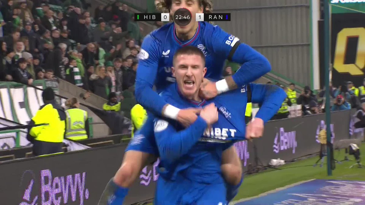 Tavernier's penalty is saved, but Lundstram follows it in for the opener for Rangers! 🔵 Should it have been a spot kick in the first place? Michael Stewart isn't sure 🤷 #ScottishCup