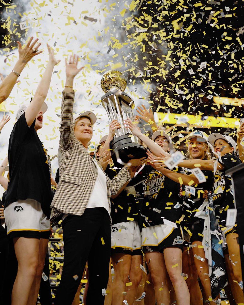 Trophy szn. #Hawkeyes