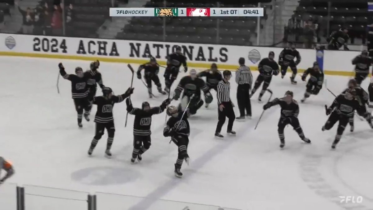 🚨 THE OHIO BOBCATS TAKE DOWN NO. 1 MINOT STATE IN OVERTIME! Ohio Bobcat Hockey = headed to the semifinals! 🎉 @achahockey @achamensd1 #ACHA #CollegeHockey #ACHANationalChampionships