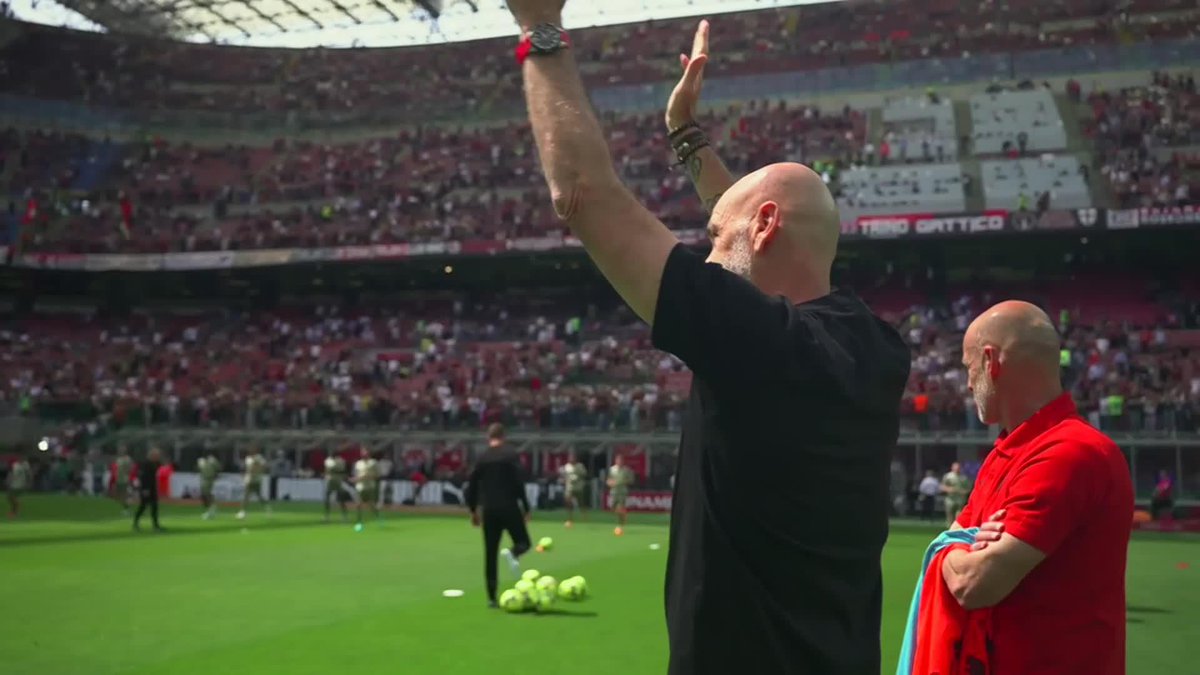 ‼️ #Milan dopo 28 partite in #SerieA 🔺 2020/21- 59 p. 🔺 2021/22- 60 p. 🔺 2022/23- 51 p. 🔺 2023/24- 59 p. ⚠️ Stessi punti Scudetto 20/21 ❌ Nel 21 era #PiolionFire, nel 24 è #PioliOUT L'errata PERCEZIONE del tifoso solo perchè un'altra ha dominato.