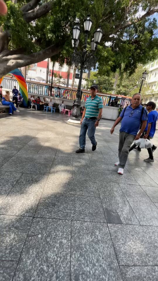 bienvenidos a la comunidad gay