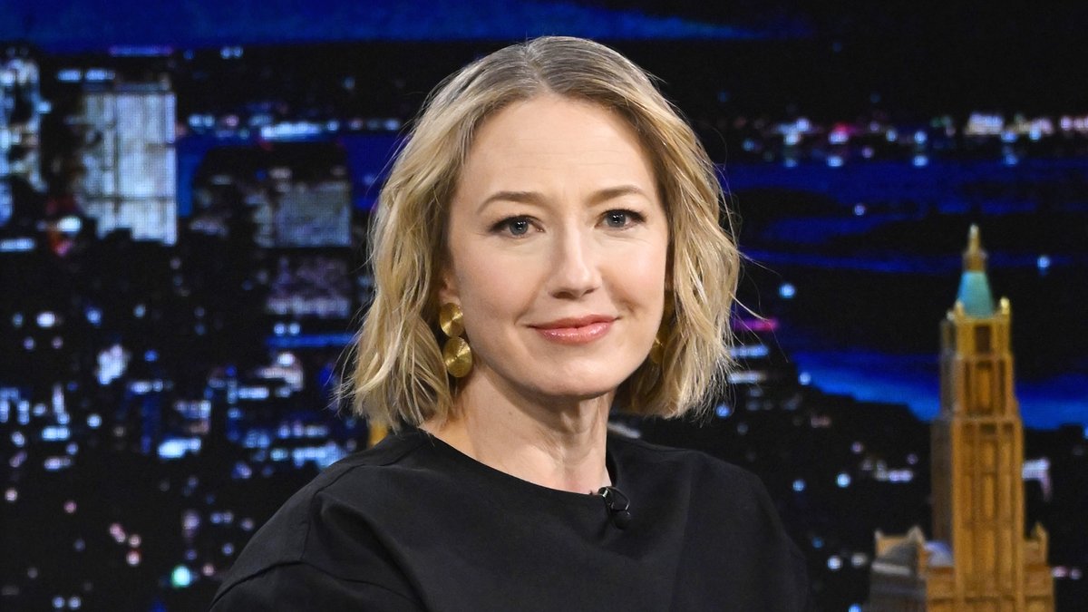 .Carrie Coon has 10,000 DVDs 😳 #FallonTonight