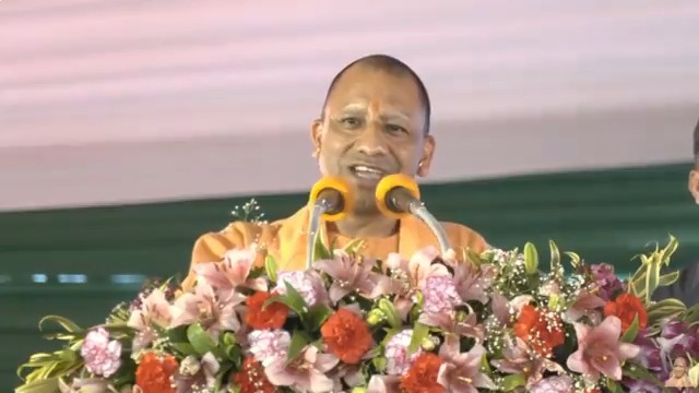 उत्तर प्रदेश कानून-व्यवस्था के मामले में ही नहीं, बल्कि अपने अन्नदाता किसानों के लिए भी बेहतरीन सुविधा देने वाला राज्य बनकर उभरा है...