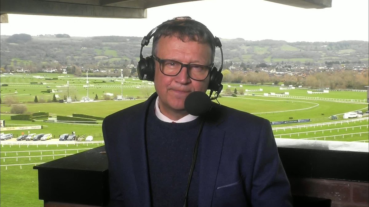 "We need to be more nimble. We're only showing 4 races on terrestrial television today from our biggest days, that could have been avoided with some forethought" 💬 Richard Hoiles It's not been the most straightforward start to the week... #ITVRacing | #CheltenhamFestival