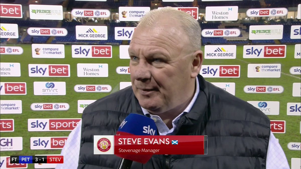 "You know and I know it's not fair. I think everyone watching at home knows it's not fair." Steve Evans was FUMING with the referee for not awarding Stevenage a penalty in the first half 😳