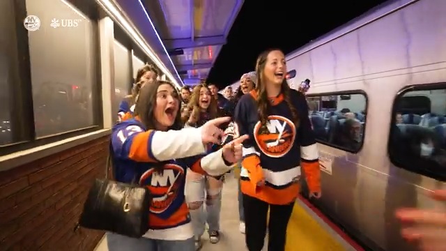 You never know what could happen when you take the train to UBS Arena! Our friends at UBS surprised a few lucky fans with the ride of a lifetime! They hung with Shannon Hogan, watched warmups from the glass, rode the Lighthouse Limo and so much more.