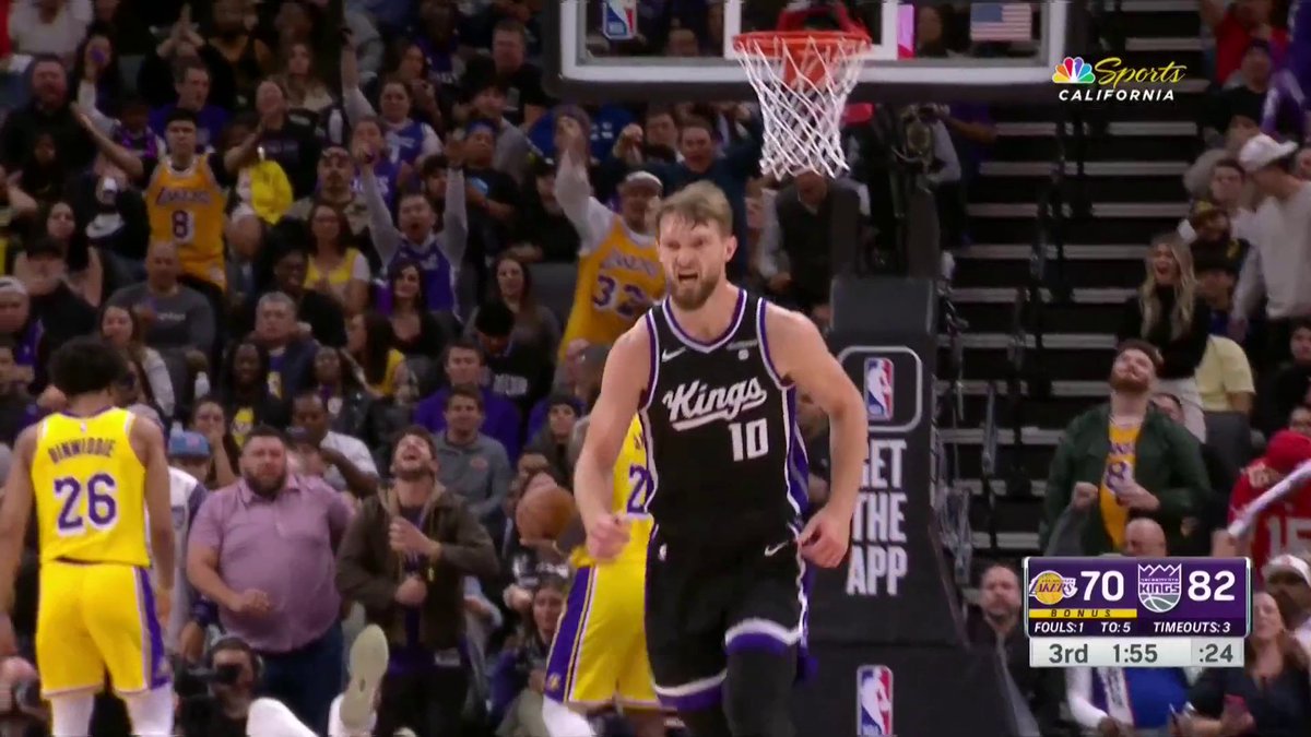 Domantas Sabonis simply overpowers Anthony Davis in the block 💪 Will we witness Domas' 10th straight win over AD?