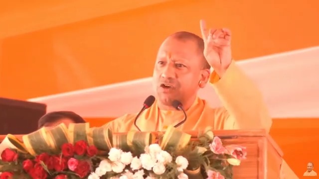 समाजवादी पार्टी दलित विरोधी है...