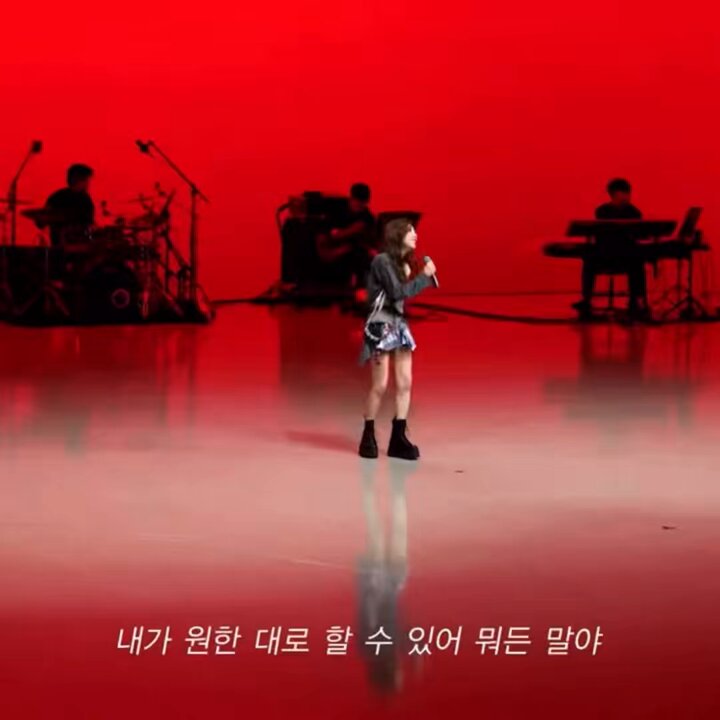 confidence looks so beautiful on wendy... like water og fans WE'RE FINALLY BACK AFTER 3 YEARS