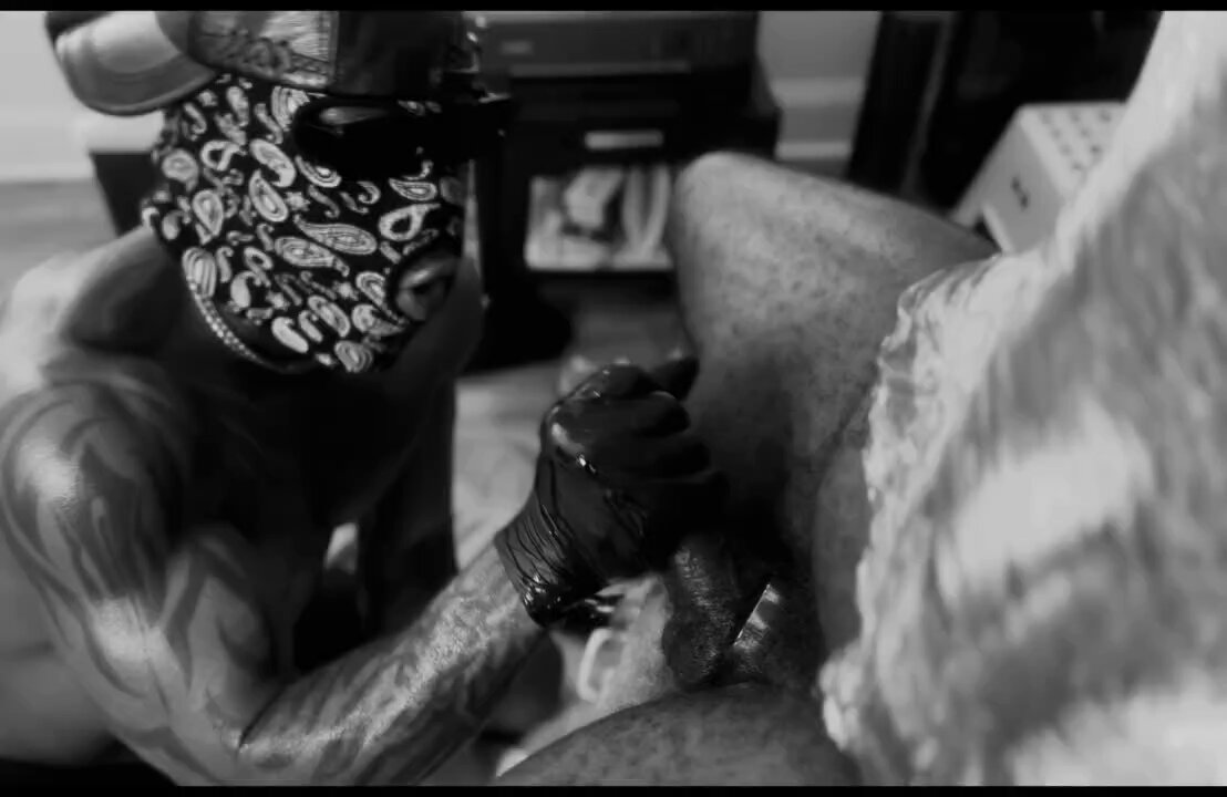 Watch LeathermanLynx Milk me in bodage on my justforfans page!