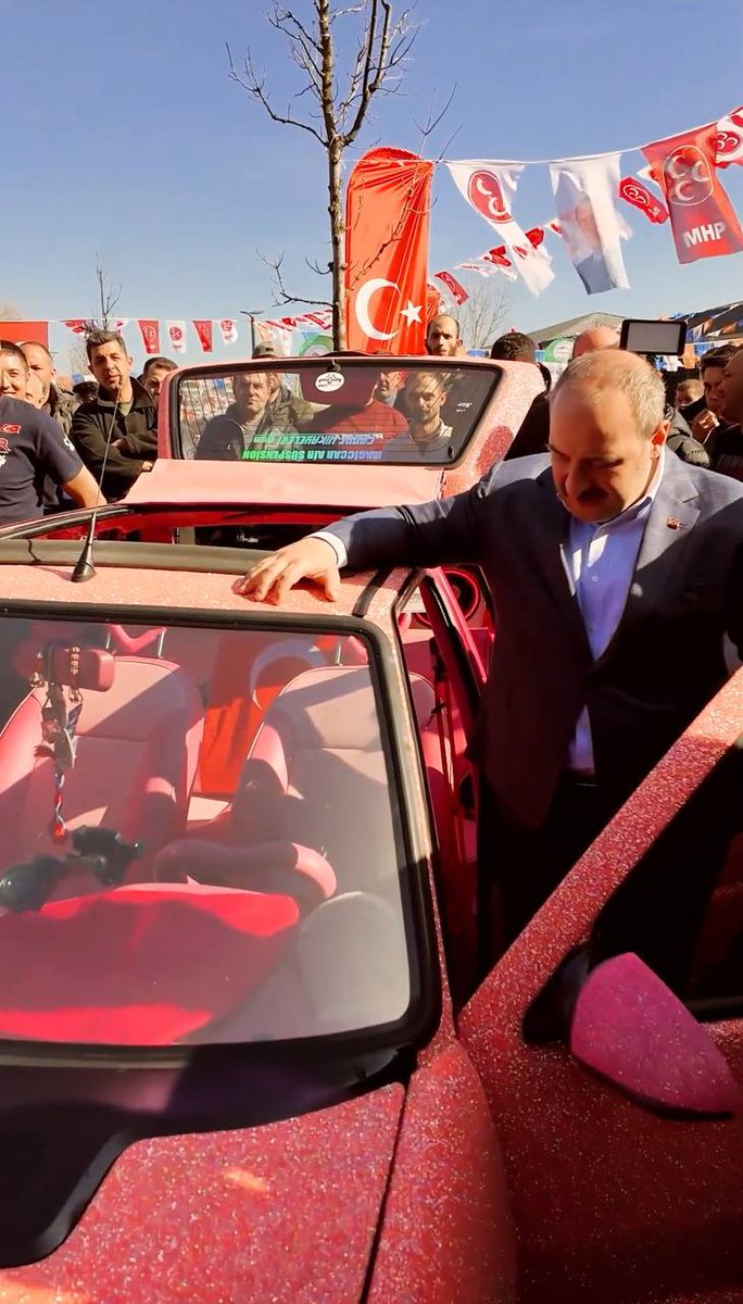 Gençlerle piyasada... 📍Mustafakemalpaşa Ahmet BEYGİRCİ