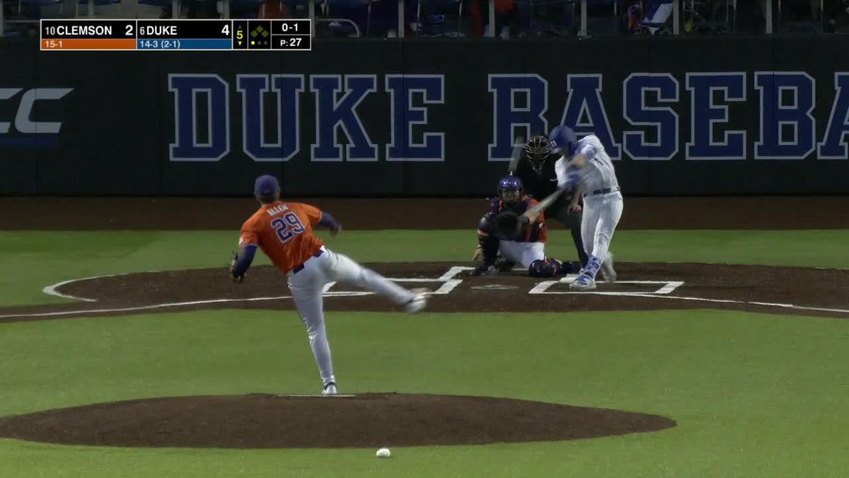 Macon is 3 for 3 and now has a home run next to his name! 😈 Macon Winslow B5 | Duke 5, Clemson 2 | #BlueCollar