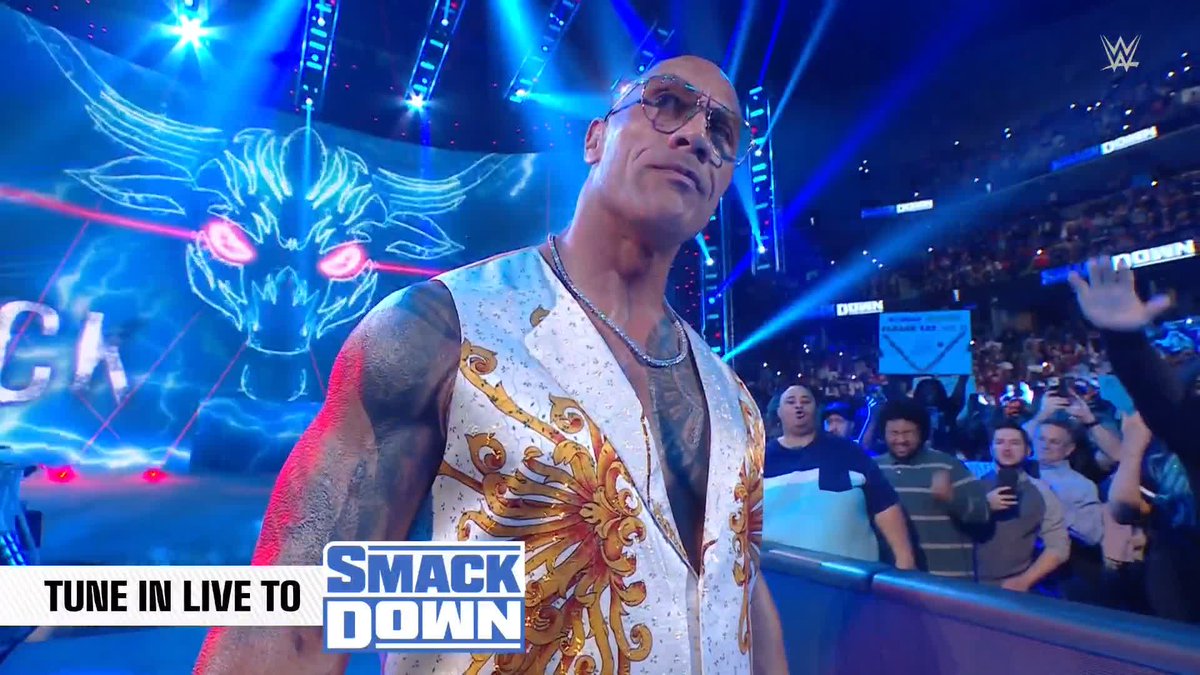 IF YA SMELL... WHAT Dwayne Johnson... IS COOKIN' Love the new entrance theme! ⚡️⚡️⚡️ #SmackDown