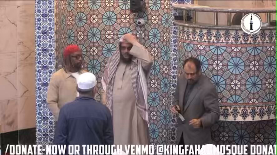 Lil Jon has accepted Islam and makes his declaration of faith at the King Fahad Mosque: