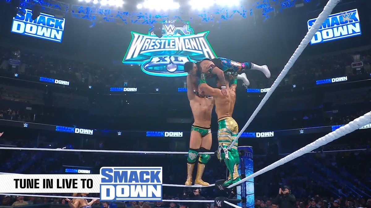 Who's moving one step closer to the 6-Pack Ladder Match for the Undisputed WWE Tag Team Championship at #WrestleMania? 🔥🪜 Legado Del Fantasma or The LWO? 👀 #SmackDown