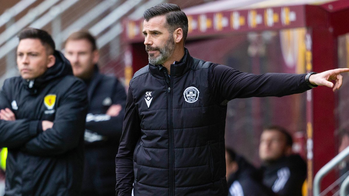 • Nobody gets pass marks • Baffling refereeing decisions • International break Stuart Kettlewell reacts to the defeat against Aberdeen.
