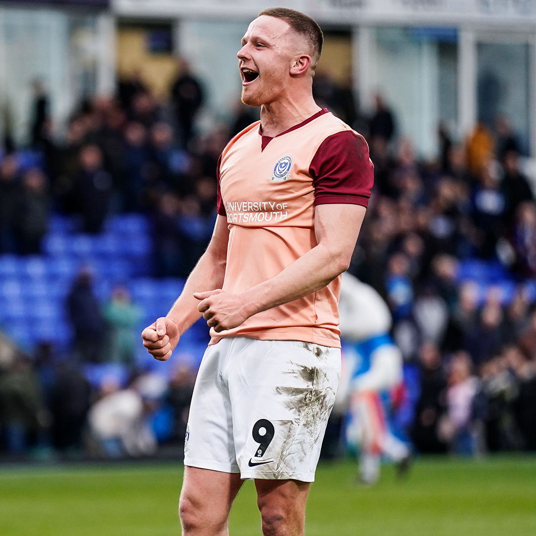 😏 Sorry to keep you waiting, #Pompey fans... 🍿 Four minutes of pure, unadulterated, full-time scenes!