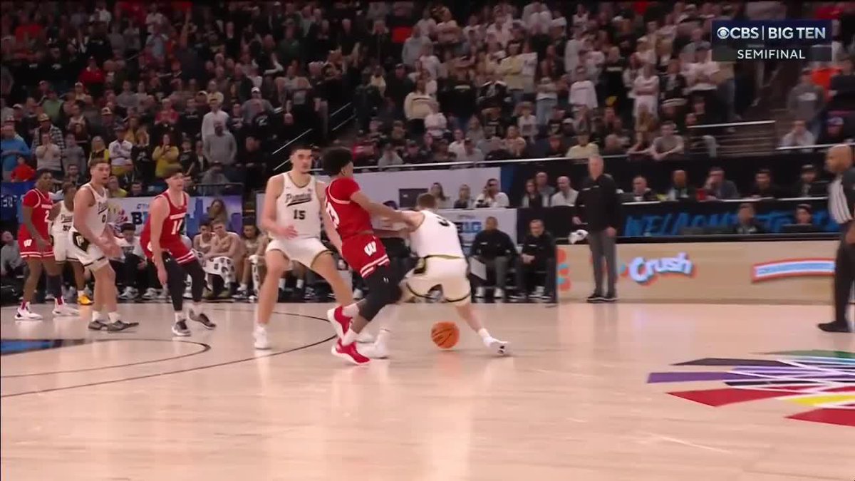 The defense and effort here by Chucky Hepburn can't be talked about enough. 🗣️ Chucky Hepburn x Wisconsin Basketball #B1GMBBT