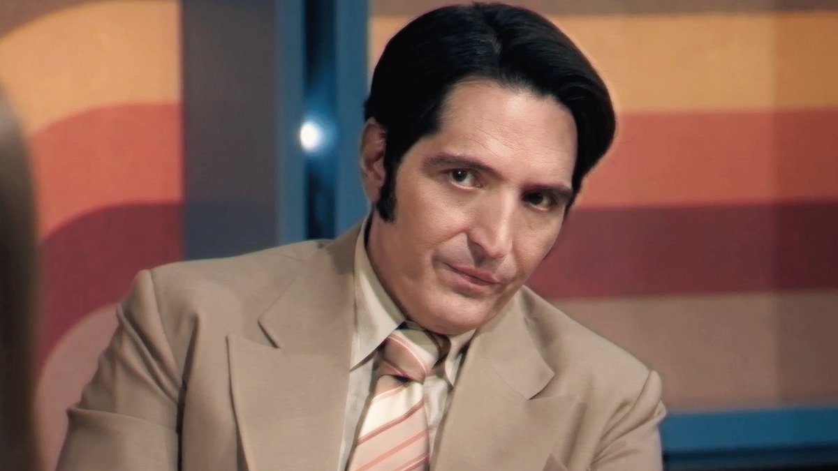 First clip from ‘LATE NIGHT WITH THE DEVIL’, starring David Dastmalchian. In theaters on March 22.
