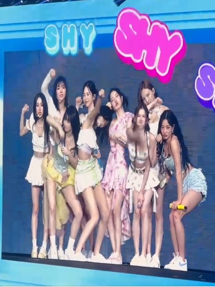 9WICE SHYSHYSHY