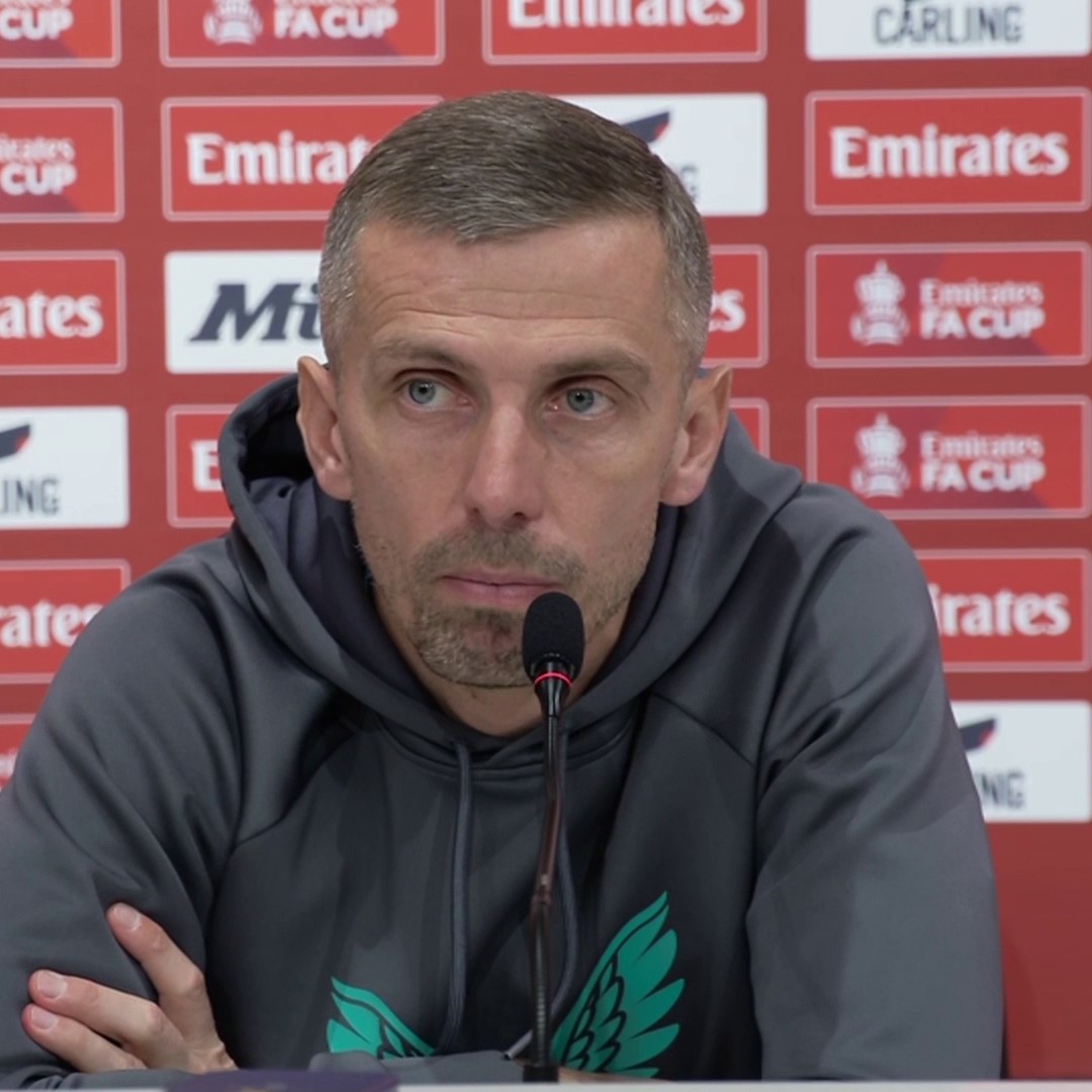 Wolves boss Gary O'Neil says Coventry boss Mark Robins' goal celebration in front of a ball boy during their FA Cup quarter-final tie at Molineux was "disgusting" 😤