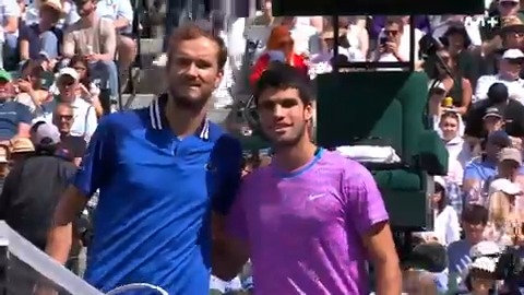 Por ganar. Por volver a ganar, Carlos Alcaraz. โ๏ธ Alcaraz-Medvedev ๐บ Movistar Plus + (dial 7) #LaPistaDelTenis โ
Por 14โฌ/mes, seas del operador que seas. ๐