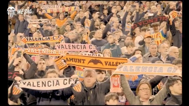 Hoy celebramos 105 años de un SENTIMENT, una forma de vivir 🤍🖤 “Perquè quan arriba la nit… tots som el Valencia CF” 18 de marzo de 1919 - 2024 - ♾ ¡Felicidades, Valencianistas! #ADNVCF 🦇