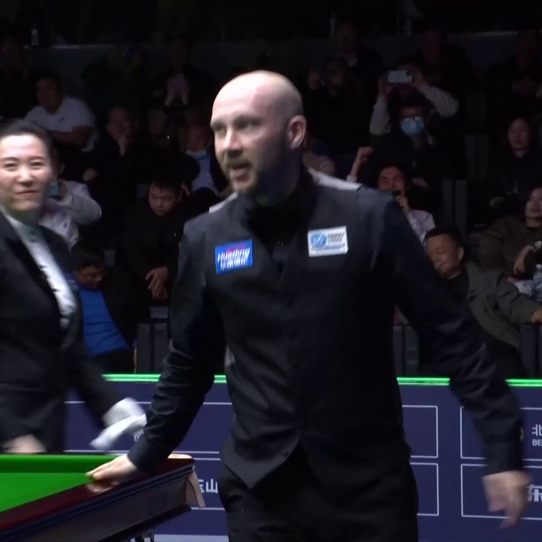 Zak Surety secures his first 𝑴𝑨𝑿𝑰𝑴𝑼𝑴 💥 That against Ding Junhui on day one of the World Open 💪⚫ #WorldOpen #snooker
