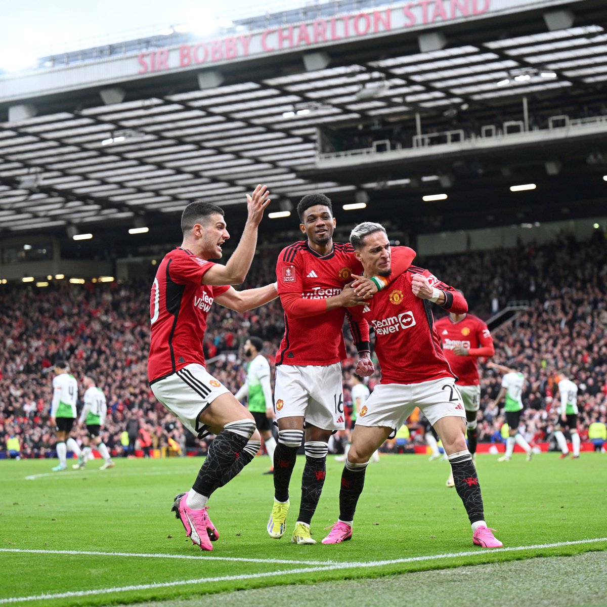 ⚽️ @McTominay10 10' ⚽️ @Antony00 87' ⚽️ MR14 112' ⚽️ Amad 120+' Relive a certified #FACup classic! 😅✅ #MUFC