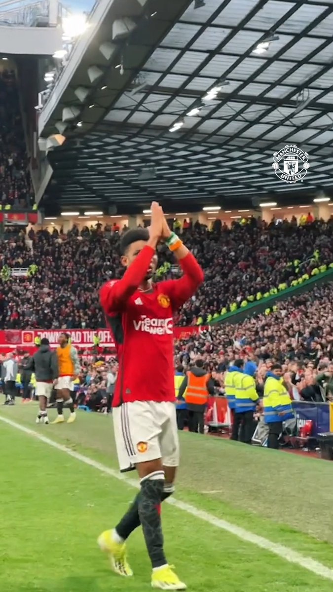 When Amad left the field 🥹🙏 #MUFC