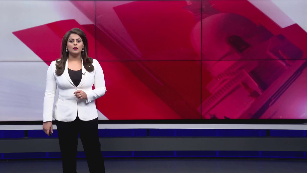 EOU ने अपनी जांच में पेपरलीक के मास्टरमांइड का किया खुलासा। पटना: तीसरे चरण की शिक्षक बहाली परीक्षा का पेपर लीक मामले में EOU ने बड़ा खुलासा किया है, EOU ने विशाल के साथ अन्य 276 पर FIR दर्ज की है। #education #BiharEducationDept