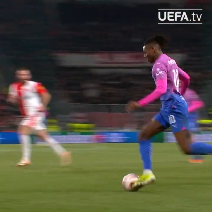 Enjoy the class of Rafael Leão ✨ AC Milan || #UEL