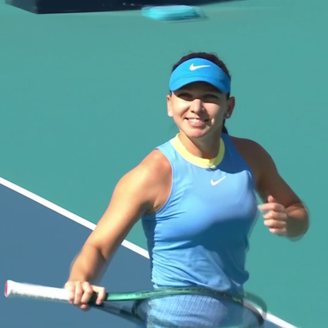 Simona Halep flashes a smile in her first match back on tour. Can’t describe how much I missed seeing this lady on a tennis court. ❤️