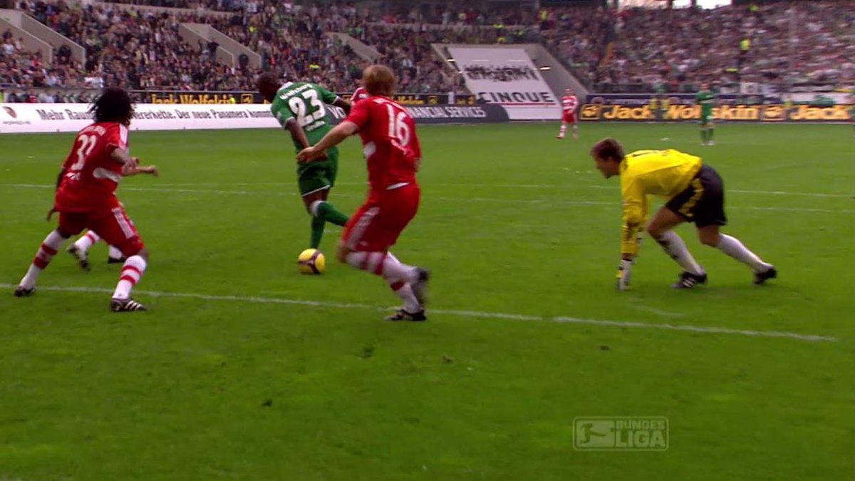When Grafite fooled the whole Bayern defense to help Wolfsburg win the Bundesliga in 2009
