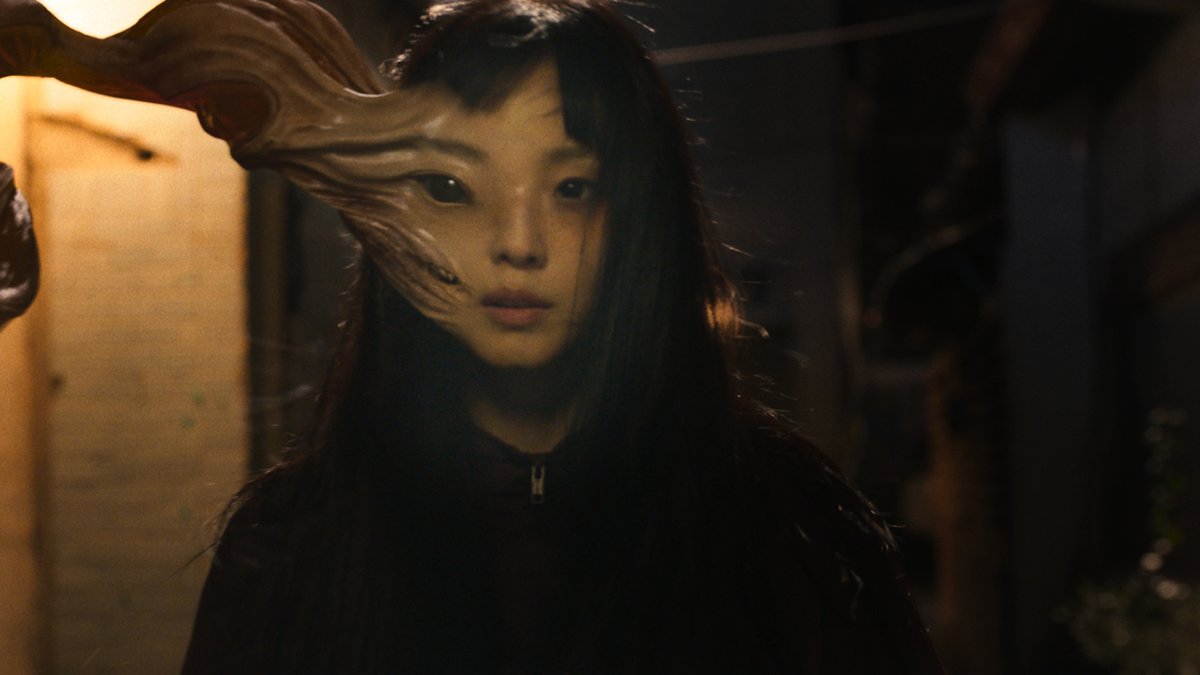 Unidentified parasItes have appeared all around the world to threaten humanity by seizing human brains and organizing themselves to grow in power. Parasyte: The Grey, based on the manga by Hitoshi Iwaaki and directed by Yeon Sang-ho (Hellbound, Train to Busan) premieres April 5.