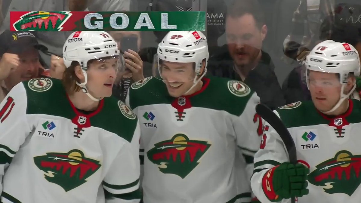 Jacob Lucchini gives the Minnesota Wild a 4-0 lead with this one-timer blast! 💥