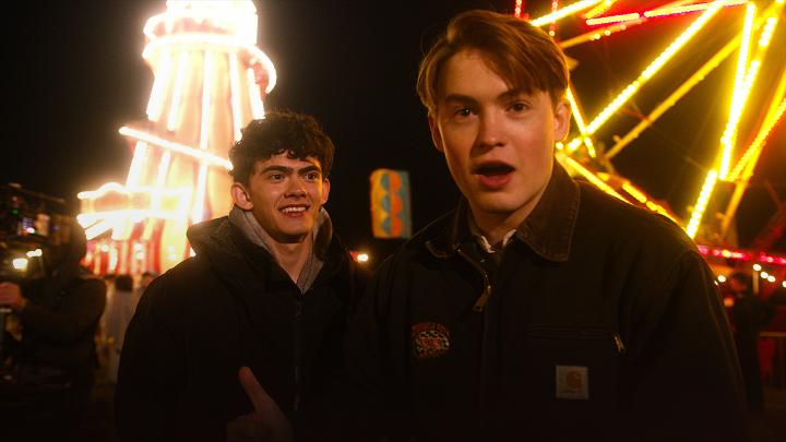 Cue the leaves... 🍂🍂🍂 Heartstopper Season 3 comes to Netflix this October!!! #NextOnNetflix