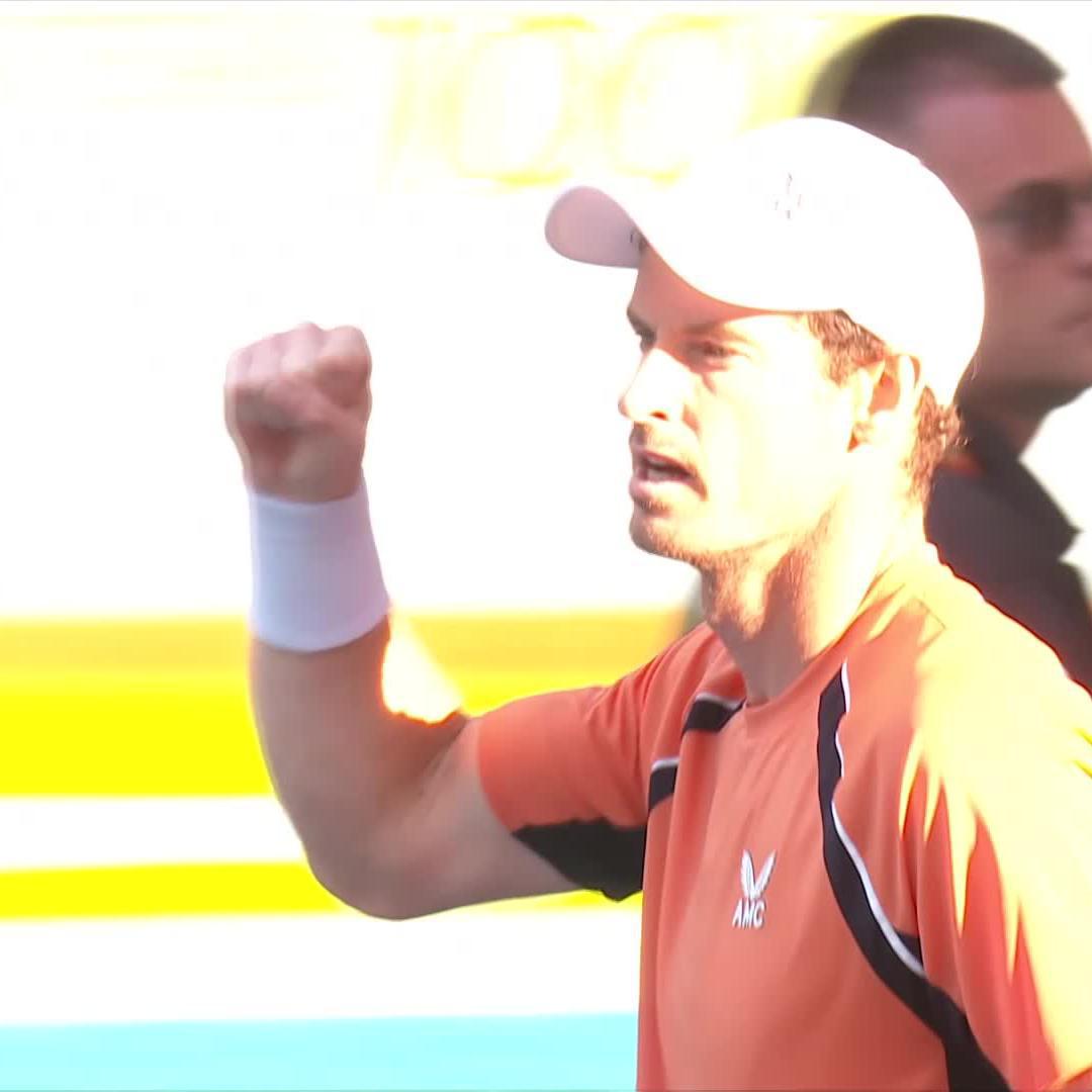 Job FINISHED 💪 Andy Murray joins Djokovic (44) and Nadal (40) as the third active man to reach 30 main draw wins at #MiamiOpen, defeating Berrettini, 4-6 6-3 6-4.