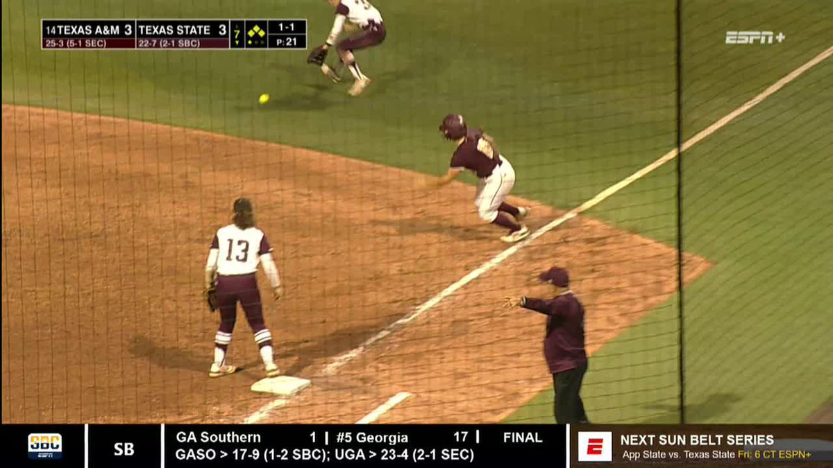 A WALK-OFF FOR THE UPSET WIN 💪 Texas State gets the upset win defeating No. 14 Texas A&amp;M, 4-3! #NCAASoftball x 🎥 ESPN+ / Texas State Softball