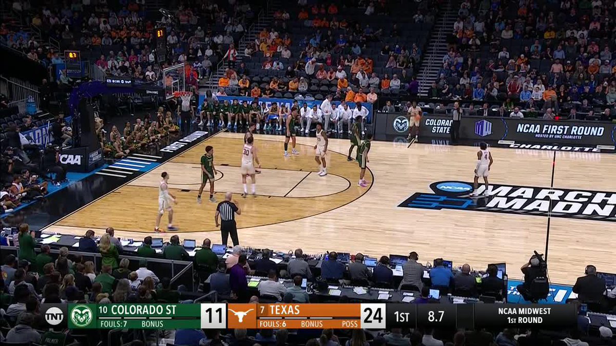 MAX ABMAS FROM WAY DOWNTOWN 😳 Texas leads 27-11 at the half! #MarchMadness