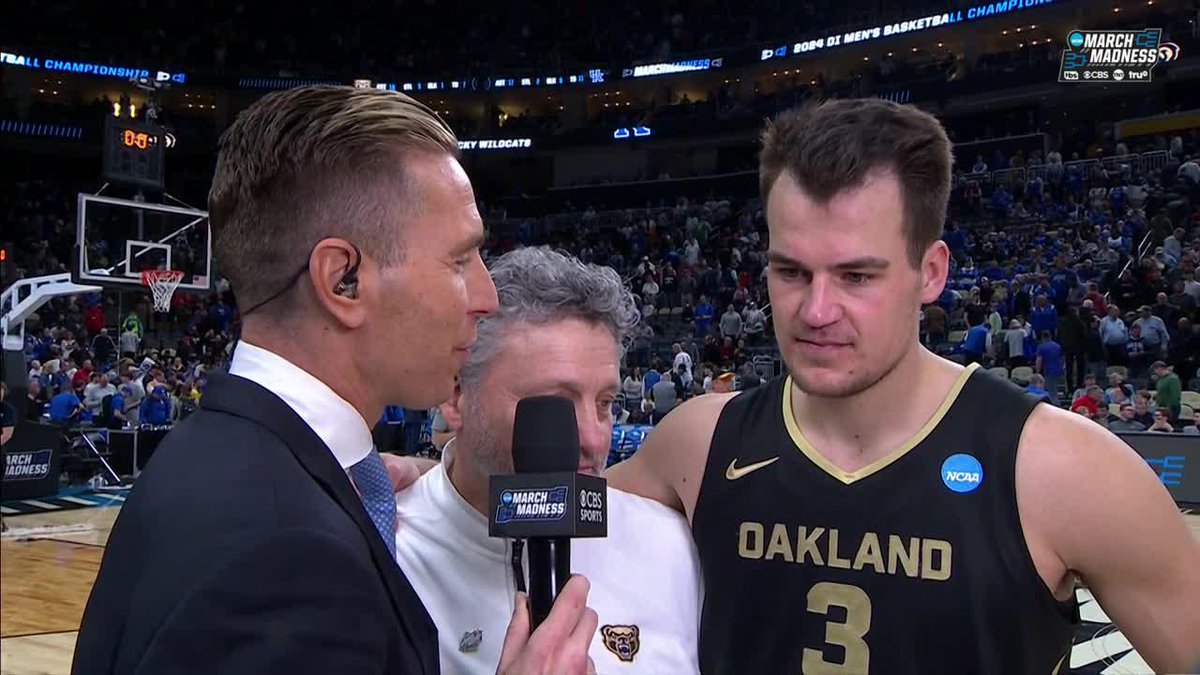 "We're not a Cinderella" Jack Gohlke and Greg Kampe react to Oakland's stunning upset over Kentucky 🐻 #MarchMadness Oakland Men's Basketball