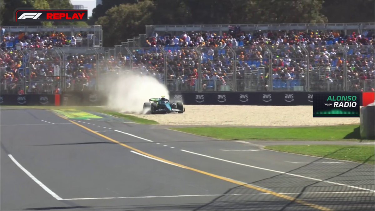 A big trip through the gravel for Fernando Alonso 😲