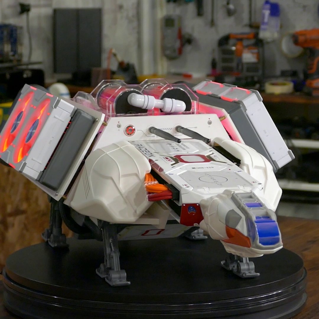 🚀 ¿Nave espacial o PC? 💻 ¿Por qué no ambos? 🛠️ Atentos al resultado final del ordenador que hemos estado construyendo junto a AMD Gaming y MSI Gaming España El artista FutureXP nos trae esta increíble build, perfecta para jugar a Starfield en ultra ✨