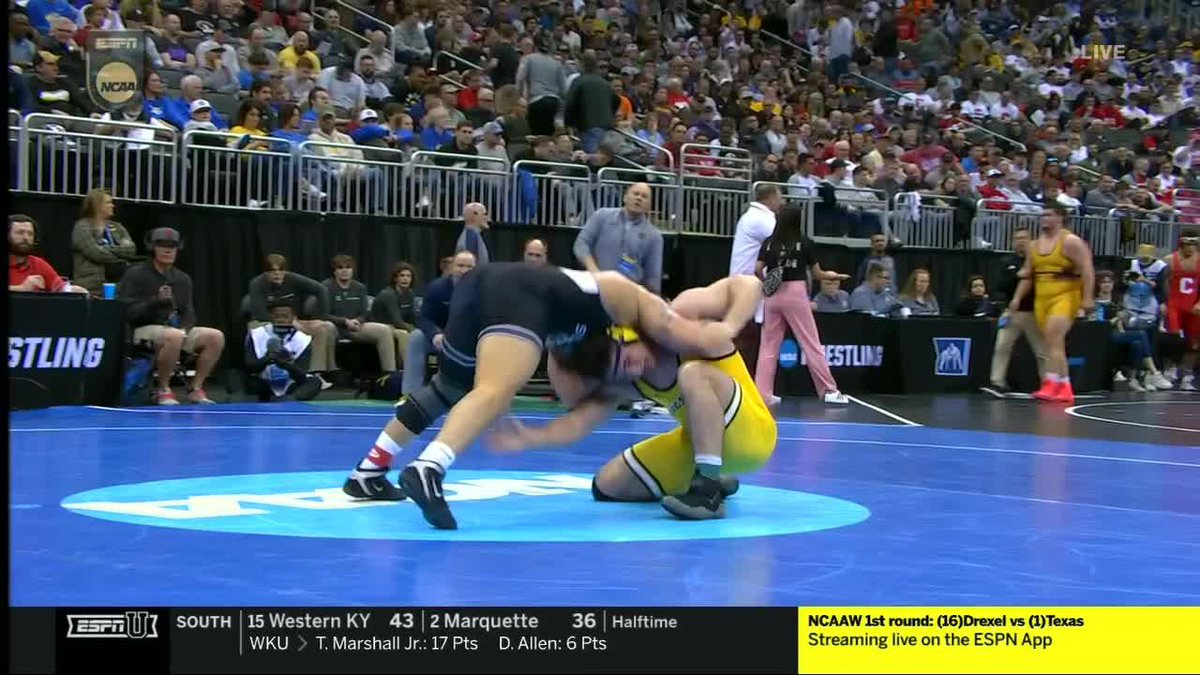 THREE AT THE BUZZER. 👌 Lucas Davison | #NCAAWrestling