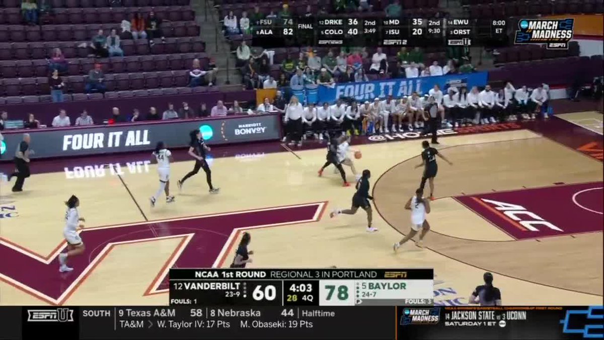 .JANA VAN GYTENBEEK having fun with it 😅 #MarchMadness x 🎥 ESPNU / Baylor Women's Basketball